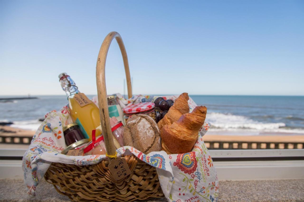 Liiiving In - Luxury Beachfront Appartement *