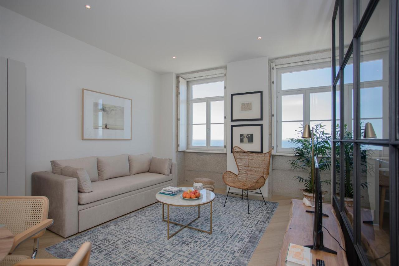 Liiiving In - Luxury Beachfront Appartement *
