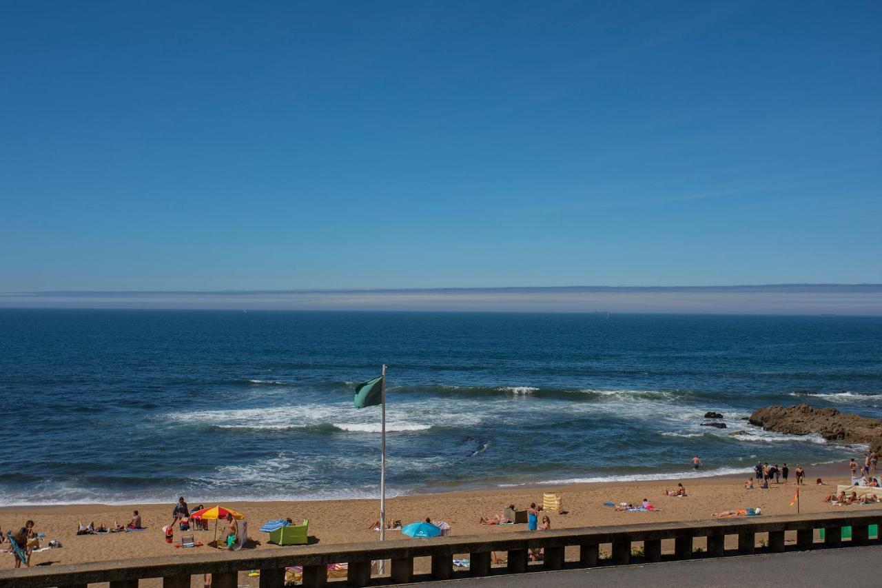 Liiiving In - Luxury Beachfront Appartement *