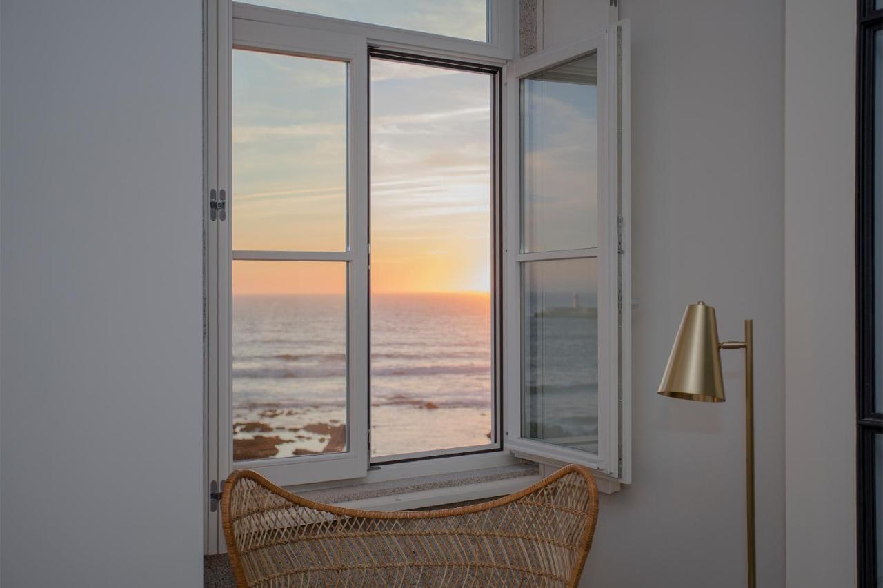 Liiiving In - Luxury Beachfront Appartement Porto