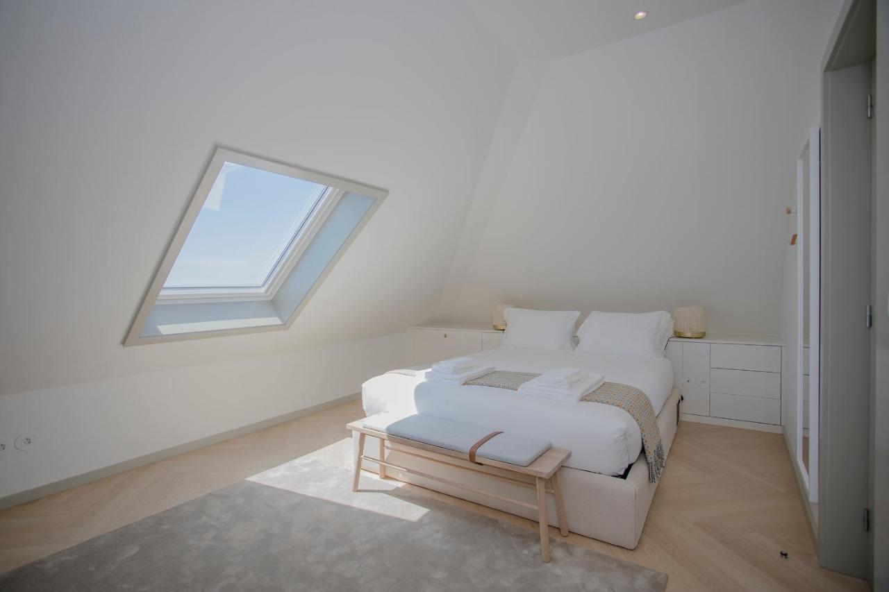 Liiiving In - Luxury Beachfront Appartement