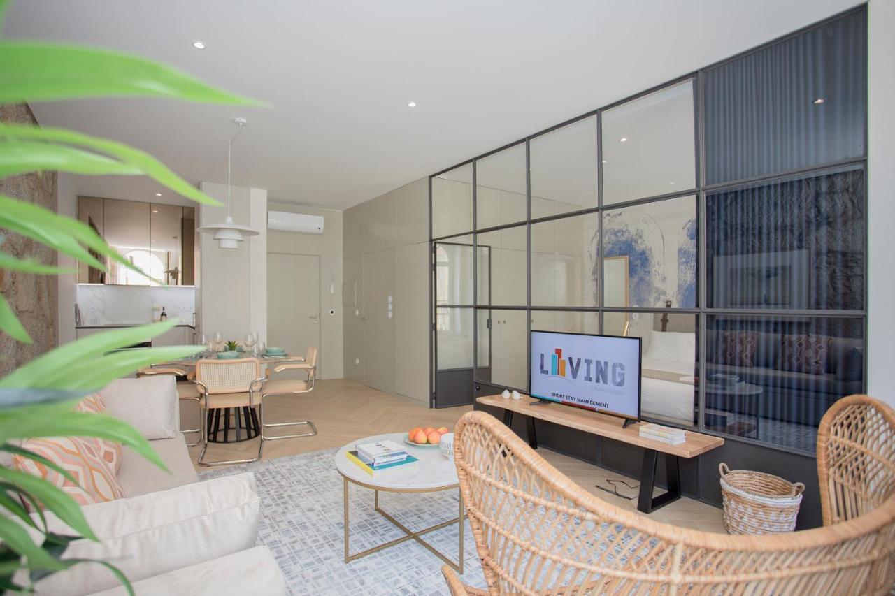 Appartement Liiiving In - Luxury Beachfront Porto