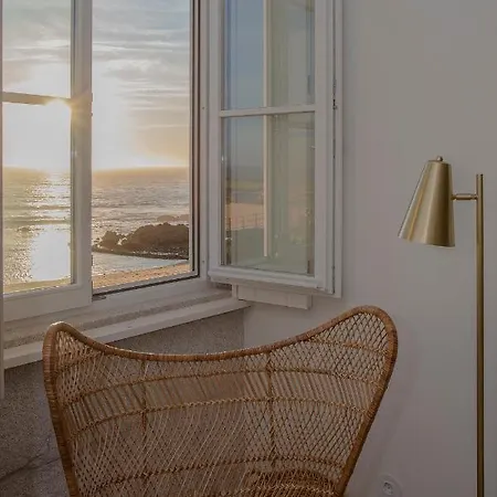 Liiiving In Porto - Luxury Beachfront Apartments Exterior photo