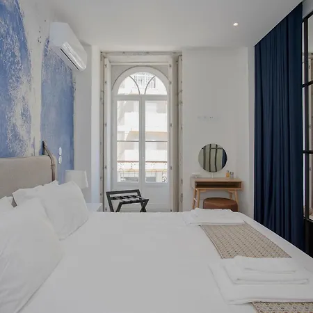 Liiiving In Porto - Luxury Beachfront Apartments Exterior photo