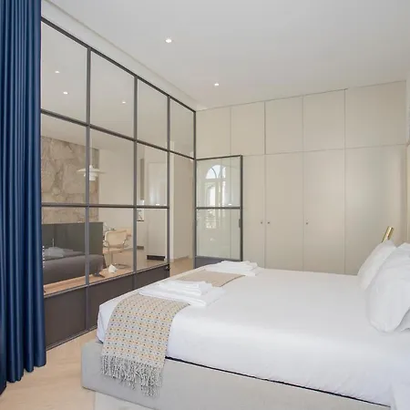 Liiiving In Porto - Luxury Beachfront Apartments Exterior photo