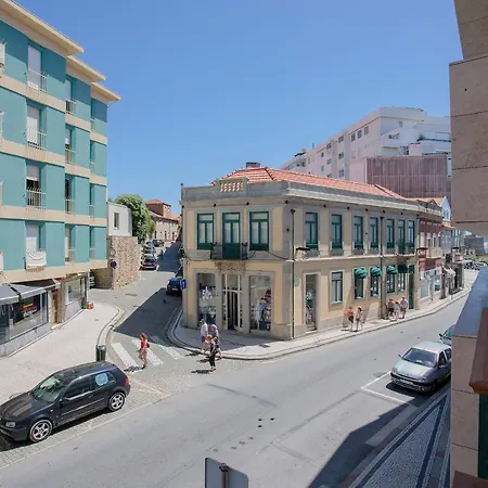 Liiiving In Porto - Luxury Beachfront Apartments Exterior photo