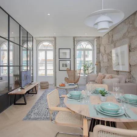 Liiiving In Porto - Luxury Beachfront Apartments Exterior photo