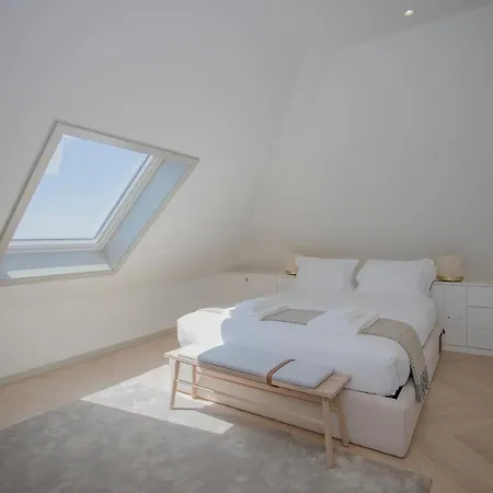 Liiiving In Porto - Luxury Beachfront Apartments Exterior photo