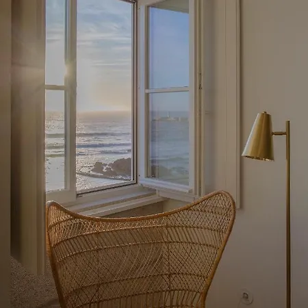 Liiiving In Porto - Luxury Beachfront Apartments Exterior photo
