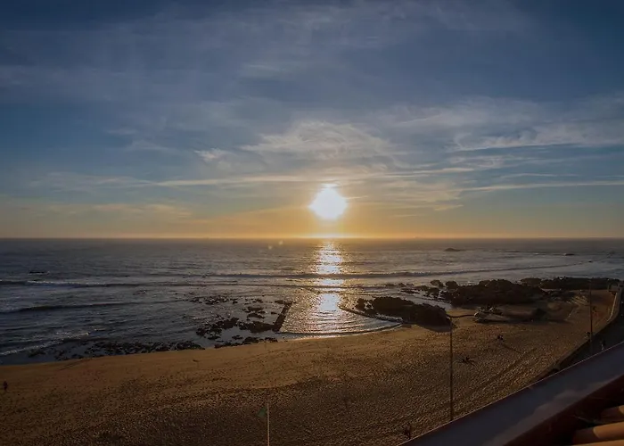 Liiiving In Porto - Luxury Beachfront Apartments