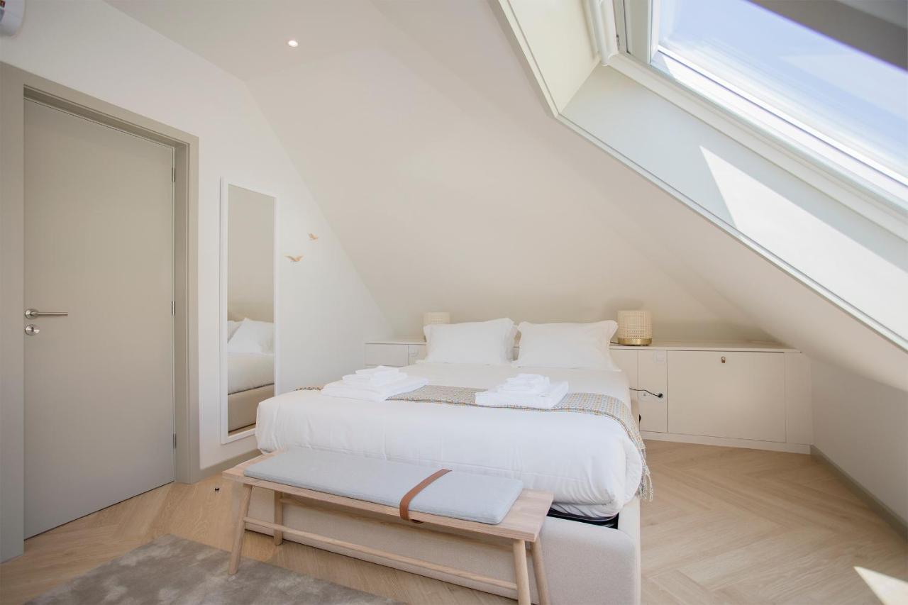 Liiiving In - Luxury Beachfront Apartamento Oporto
